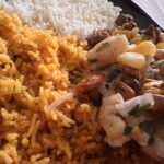 Arroz amarillo con ceviche